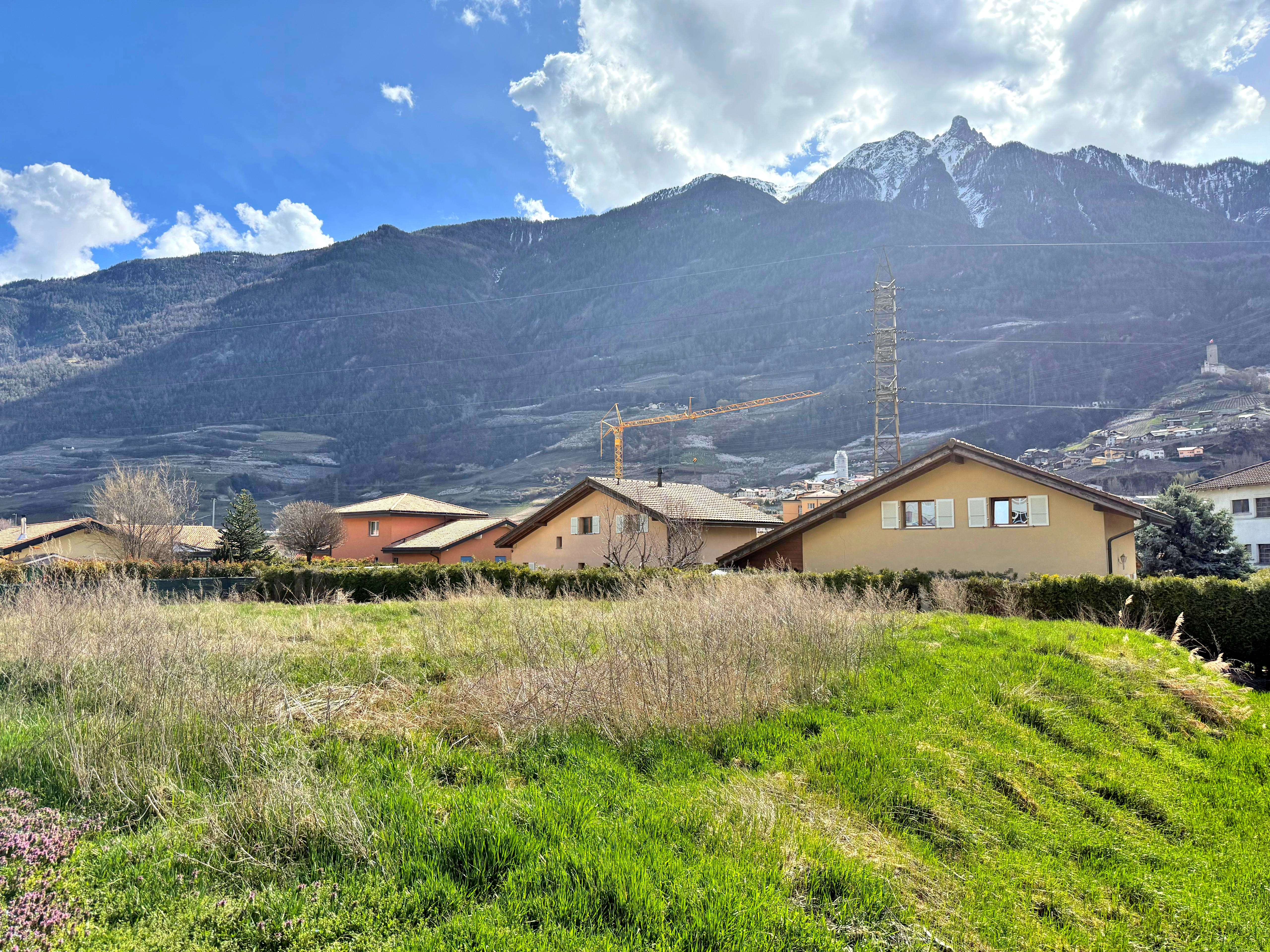 Vue du terrain de la Gourmette à Saxon